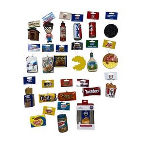 20 Hallmark and Ruz Holiday Pop Culture Ornaments (Brand new)(Lot)